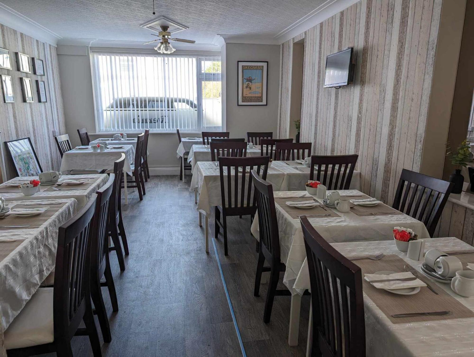 The Ivernia Hotel Skegness Esterno foto